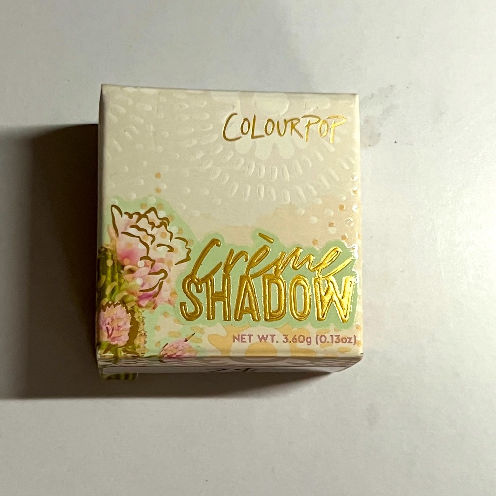 Colourpop Creme shadow